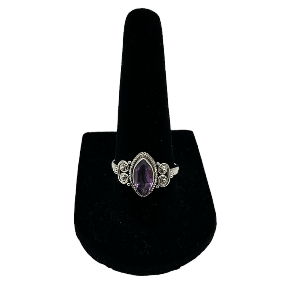 Elegant Purple Gemstone Ring